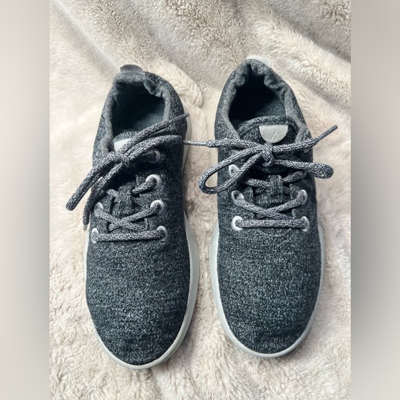 allbirds Shoes - Allbirds womens shoe size 9